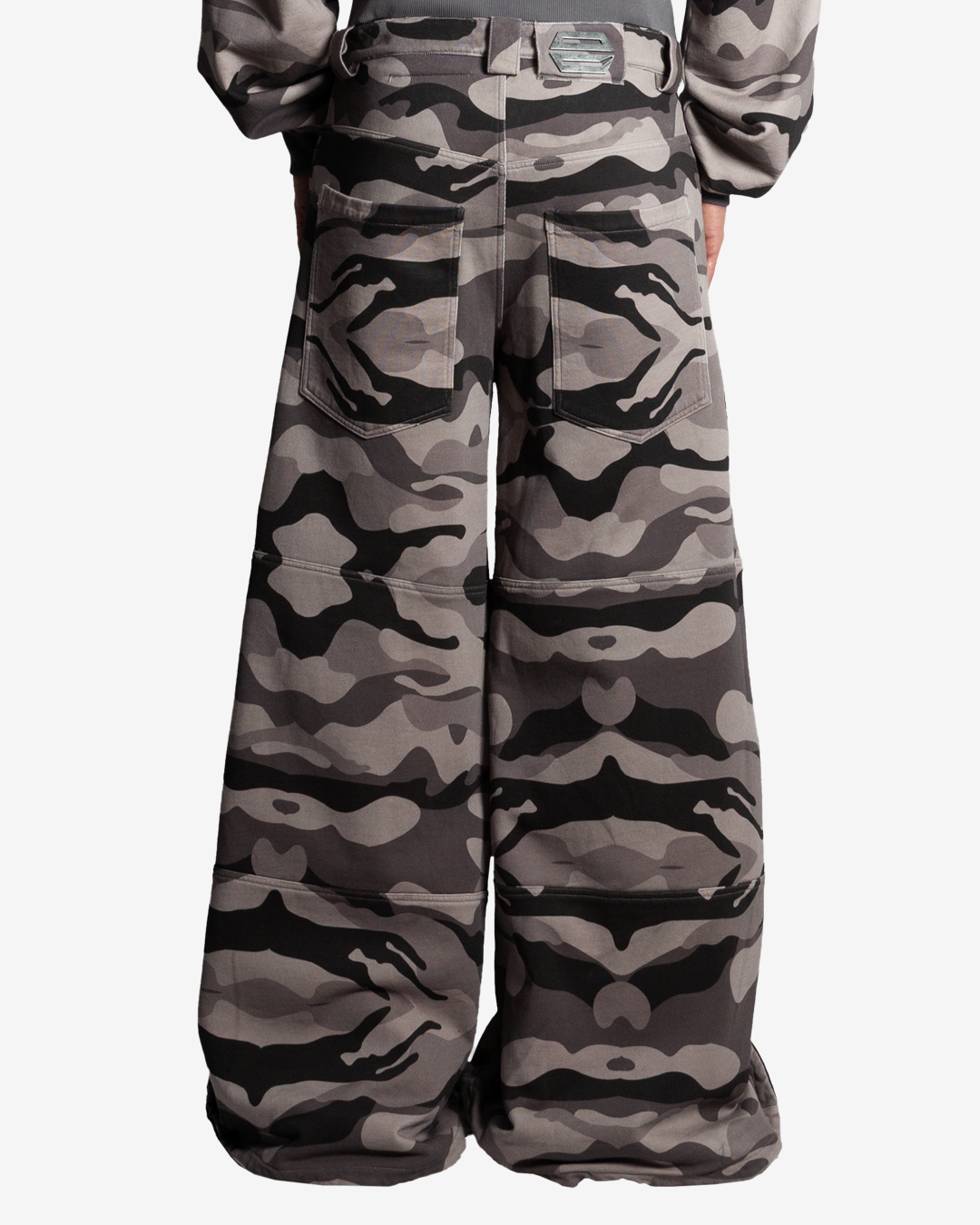 CAMO/DENIM REVERSIBLE PANTS